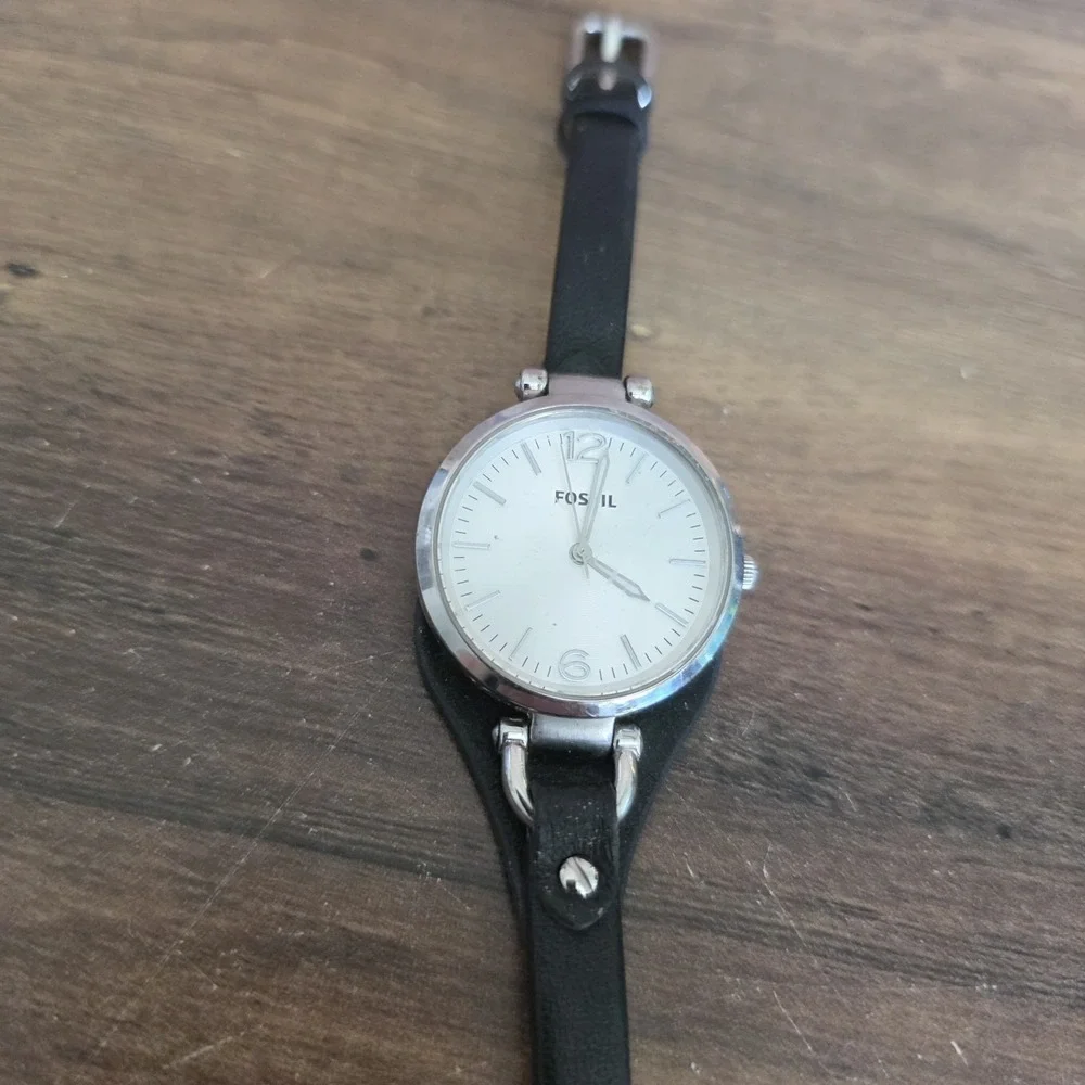 Fossil Watch Women's Black Leather Band Silver Stainless Steel ES3199